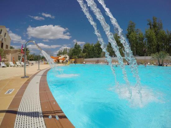 Camping Valras Climatise Hotel Sérignan Екстериор снимка