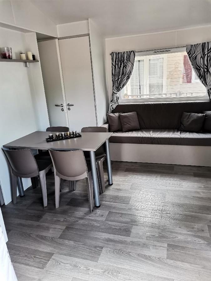 Camping Valras Climatise Hotel Sérignan Екстериор снимка